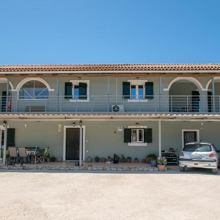 Pine Tree Apartment & Sunset By "Elite" Agios Nikolaos  Exterior foto